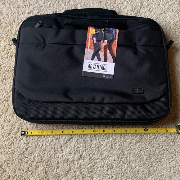 NWT CaseLogic laptop messenger bag - Picture 6 of 8